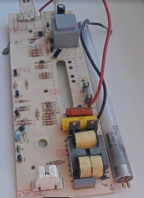 push_pull_emergency_light_scrap.jpg
