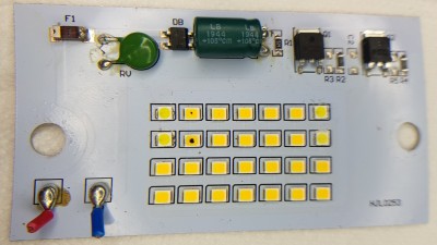 LED2.jpg