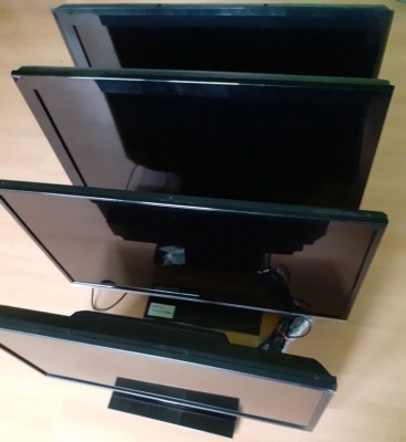 LCD TV.jpg
