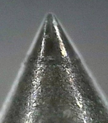 sfericky hrot detail.jpg