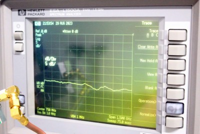 30 dB
