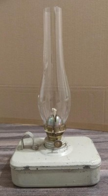 stara-petrolejova-lampa.jpg