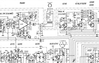 Tesla Bajkal detail vystupu MGF.jpg