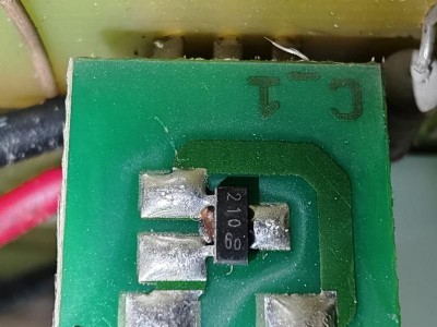 NĚCO SMD.JPG