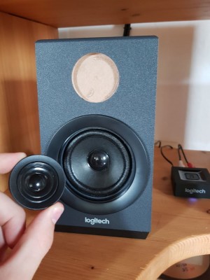 logitech.jpg
