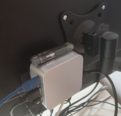 n100+monitor.jpg