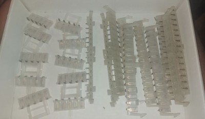 staré 5 a 14 pin konektrory