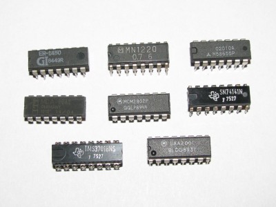 Určení ER-1450, TMS3701, UAA2001