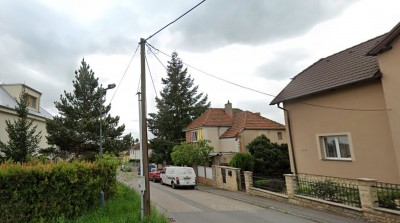 optika-po-sloupech.jpg