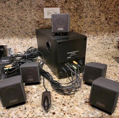 desktop theater 5-1 DTT2200 a.jpg