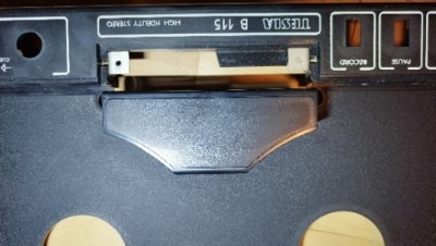 B115 pohľad zpredu na panel
