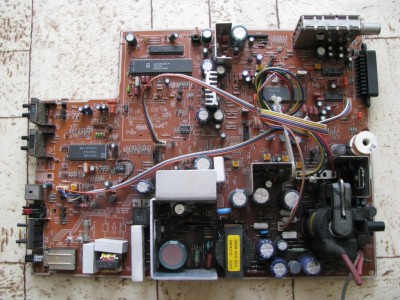 Samsung CK-5322XT, chassis P68SC-H, obvod SAA5246AP/H
