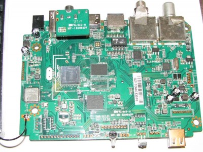 Přefénovaný Amlogic, opravený kon. HDMI