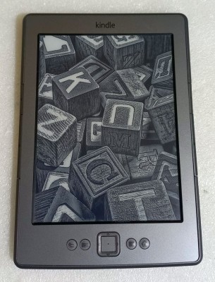 amazon kindle d01100_01.jpg
