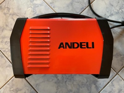 andeli1.jpg