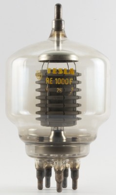 Elektrónka poněkud větší