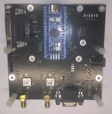 Pro ukázku můj malý hobby projekt - řídící jednotka hydrofoilu s bluepillem a GPS.
