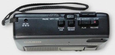 Casio_TP-6_pohled_od_tlacitek-crop.jpg