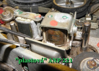 hlavaB4plast.jpg