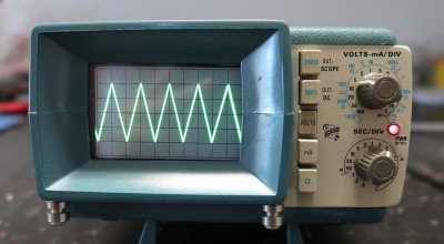 Trojúhelník 20Vpp, 1kHz
