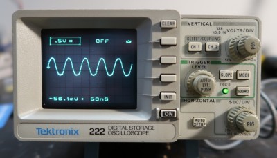 Obdélníky 10MHz už zobrazuje dost zaoblené, což je očekávané