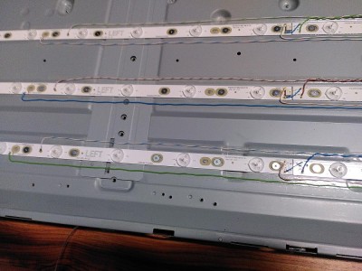 nove LED pasy