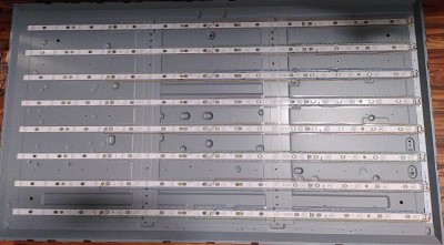 nove LED pasy