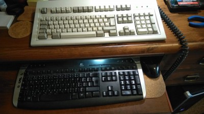 Klávesnice IBM veterán.jpg
