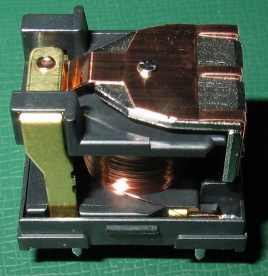 omron_g5le-1_3.jpg