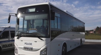 migrantbus.jpg