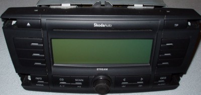 skoda_radio.jpg