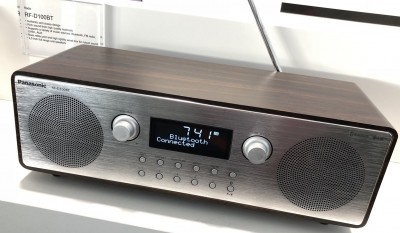 Panasonic RF–D100BT pic02.jpg