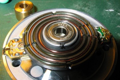 sony_dzh-93a-r.jpg