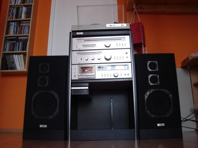 NEC  hi fi.jpg