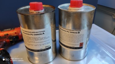 PU 3660S A + PU 3660S B - čirá tvrdá hnota