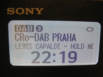 Sony XDR-S61D pic04.jpg