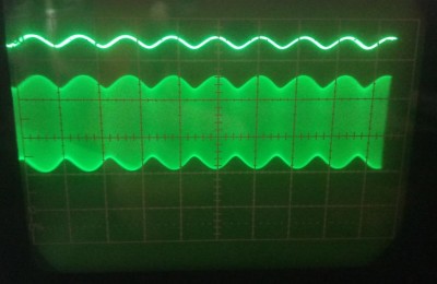 C T3, vstup 1 kHz, 1V/dílek, mělká modulace