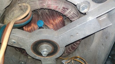 Varistor
