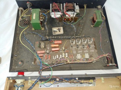 AGO301_10.jpg