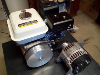 A tady uz se rysuje benzinova nastavba... Alternator z nakladaku 28V 80A