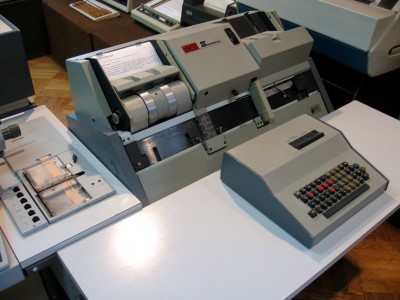 Přezkoušeč Soemtron 425