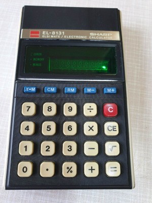 Můj (vintage) SHARP EL-8131