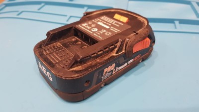 AEG1.jpg