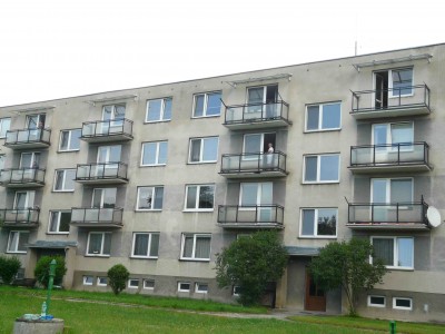Barák - před