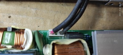 Konektor pro žárovku (+370V RED)