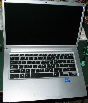 china_macbook_1.jpg