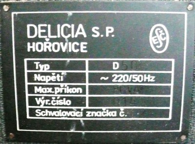 kombo-delicia-stitek.jpeg