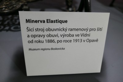 Minerva Elastique 02.jpg